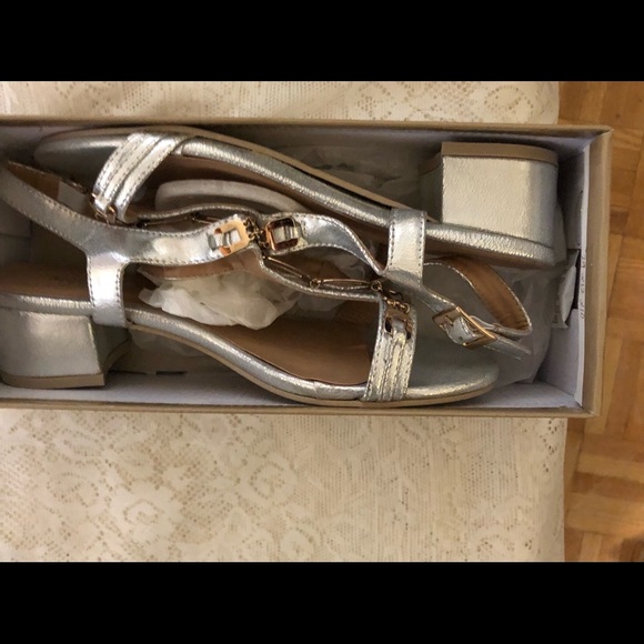 Italian sandals - Picture 3 of 3